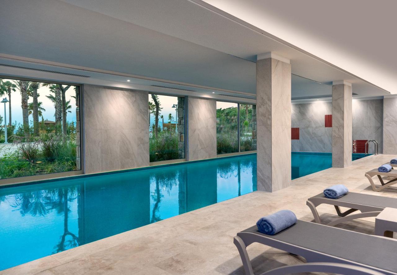 Radisson Collection Hotel, Bodrum Akyarlar Exteriér fotografie The indoor pool
