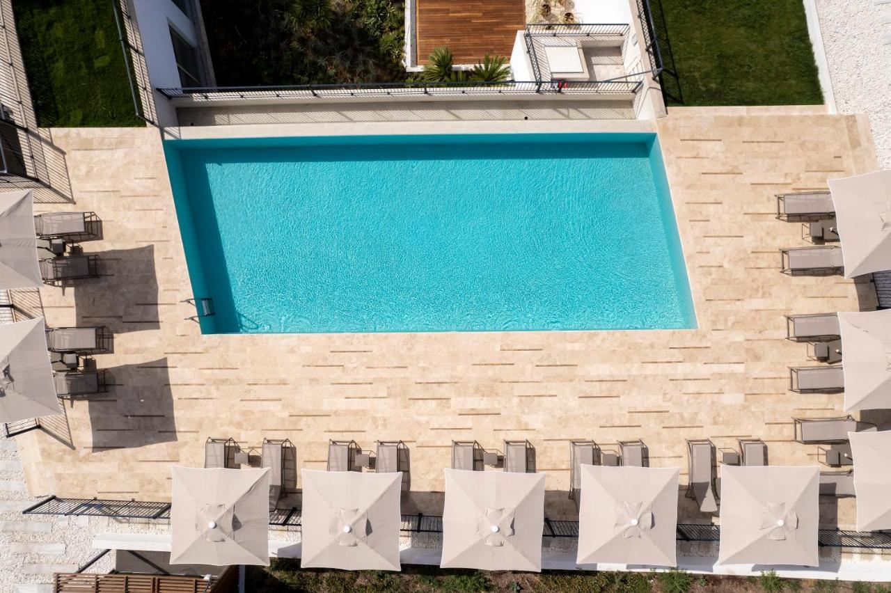 Radisson Collection Hotel, Bodrum Akyarlar Exteriér fotografie Aerial view of a swimming pool