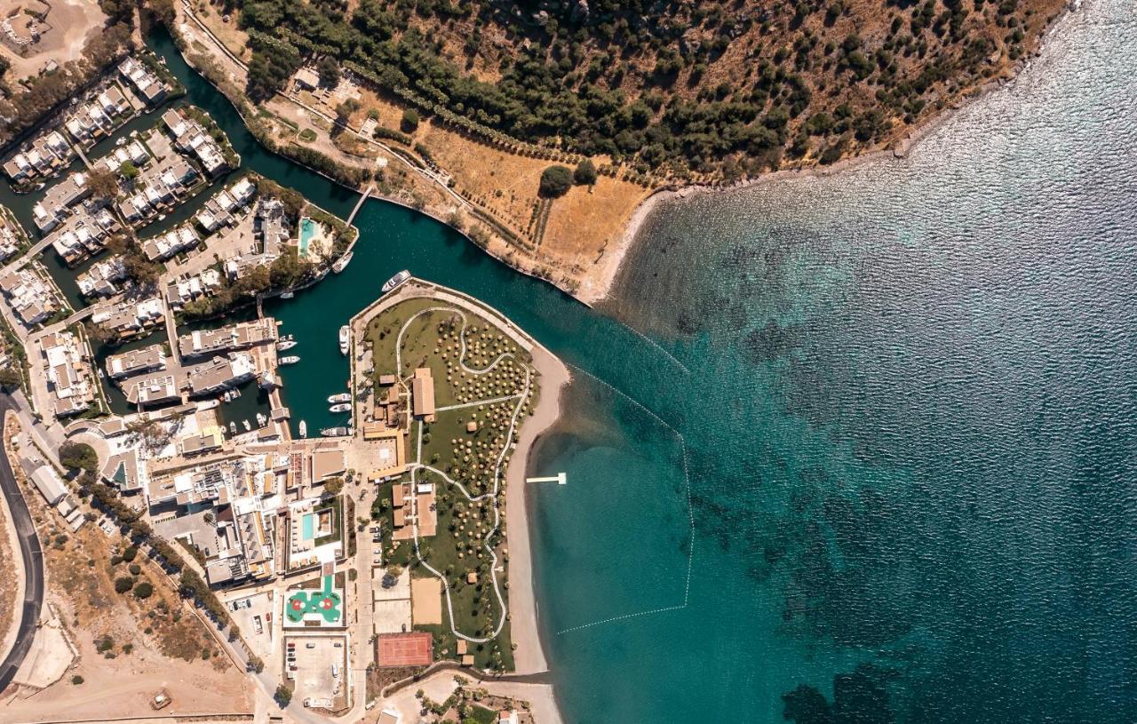 Radisson Collection Hotel, Bodrum Akyarlar Exteriér fotografie Aerial view of the port
