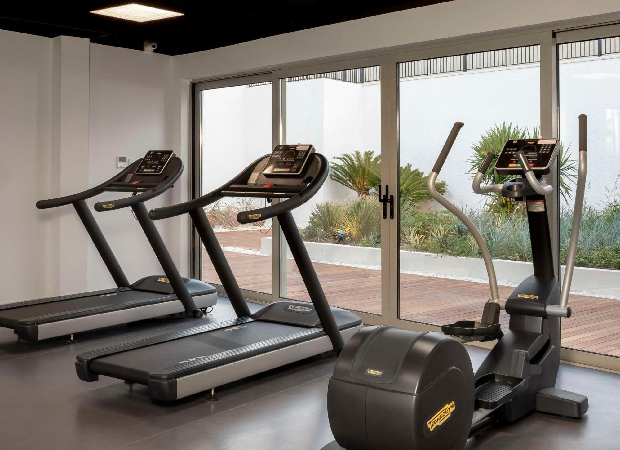 Radisson Collection Hotel, Bodrum Akyarlar Exteriér fotografie Treadmills and elliptical cross trainer